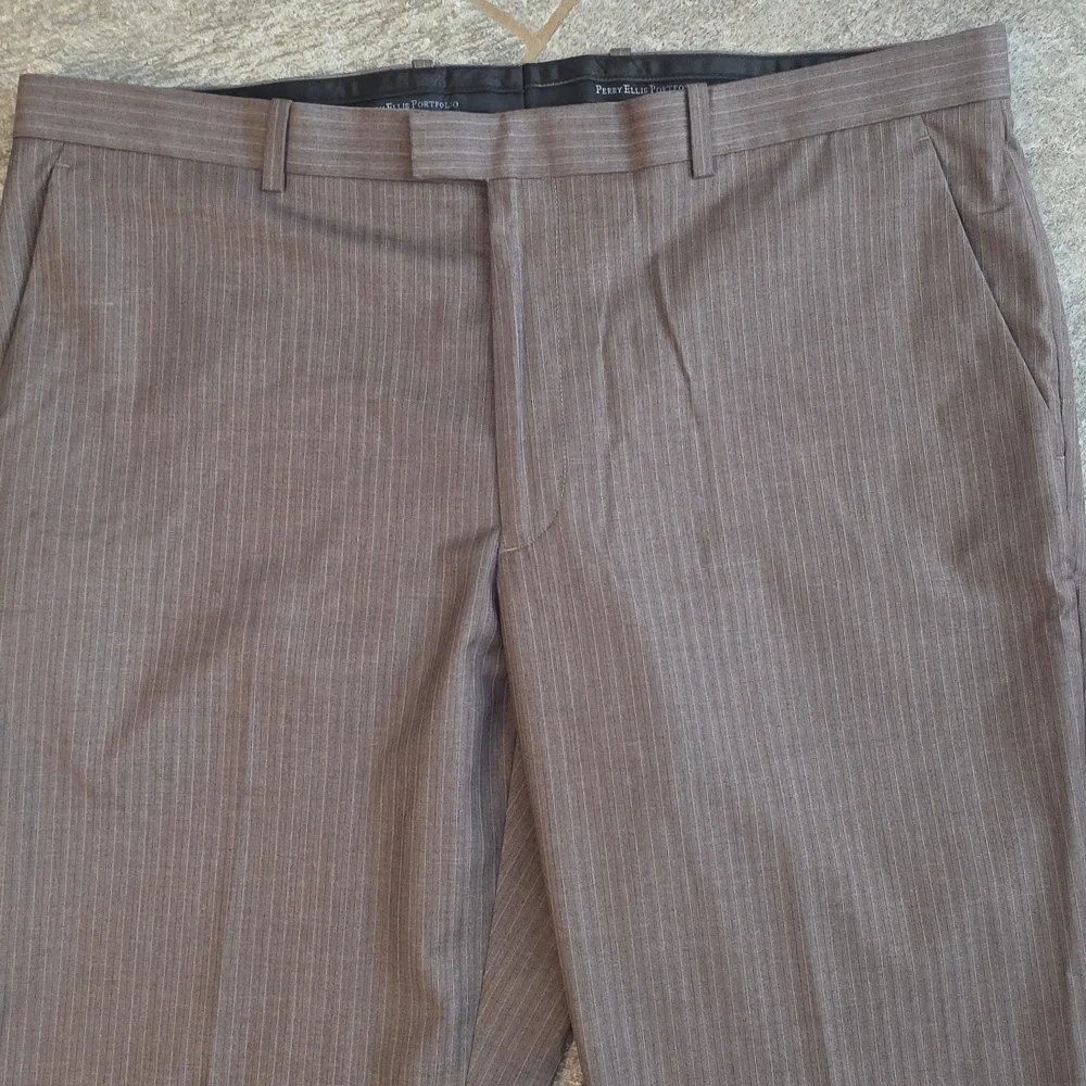 Perry Ellis Portfolio Modern Fit Dress Pants Size 38x32 Brown With Stripes